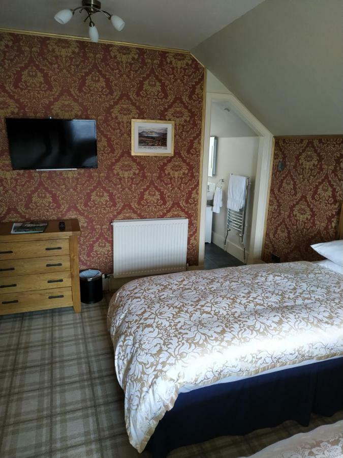 The Lodge Guest House Elgin Bagian luar foto