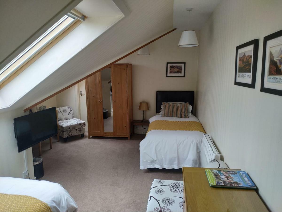 The Lodge Guest House Elgin Bagian luar foto